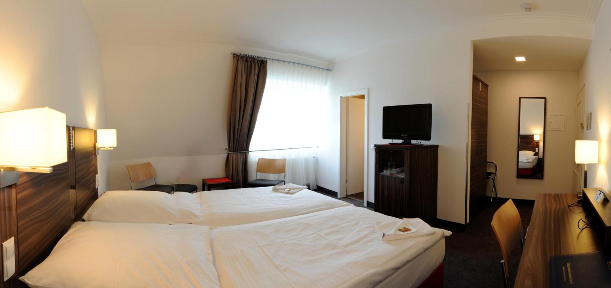 Comfort King Room,763205803:JPEG