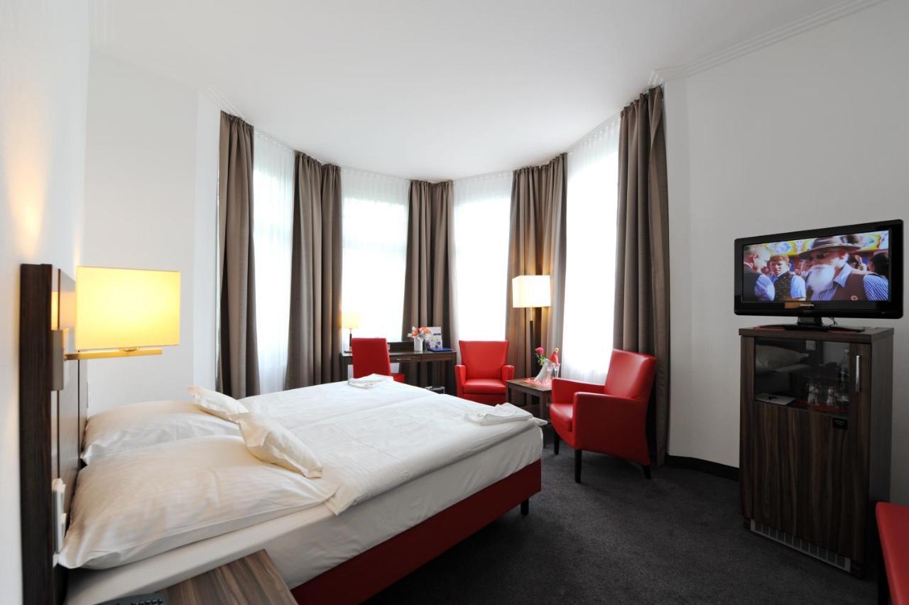Deluxe King Room,763207951:JPEG